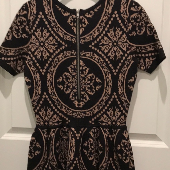 Romeo + Juliet dress size M - Picture 5 of 5